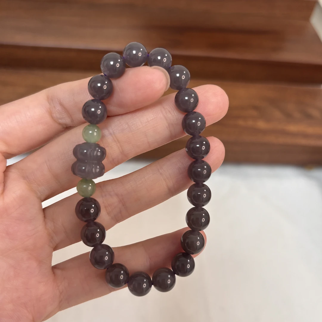 精品和田玉深冰烟紫手串8mm搭配并蒂莲配饰