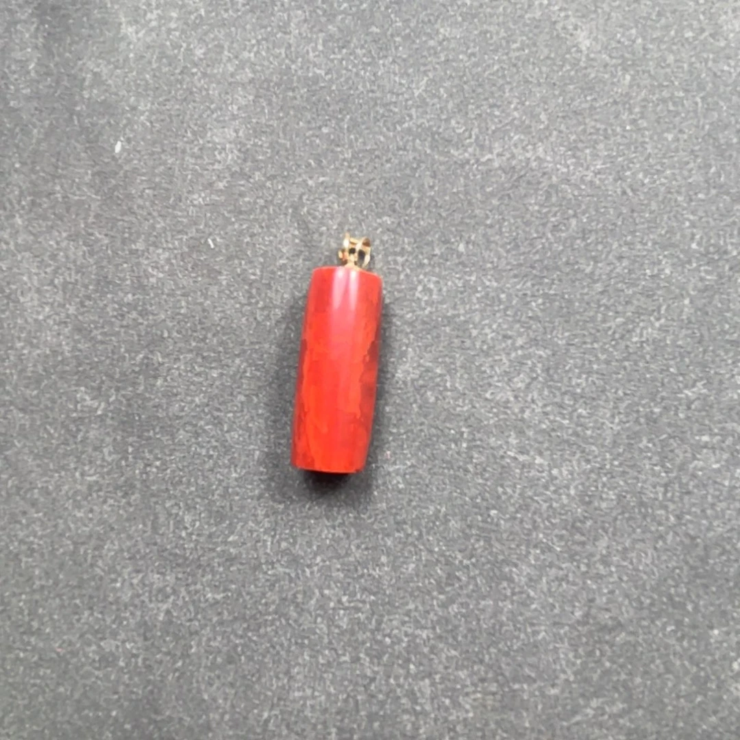 南红玛瑙颈饰合金熊*?