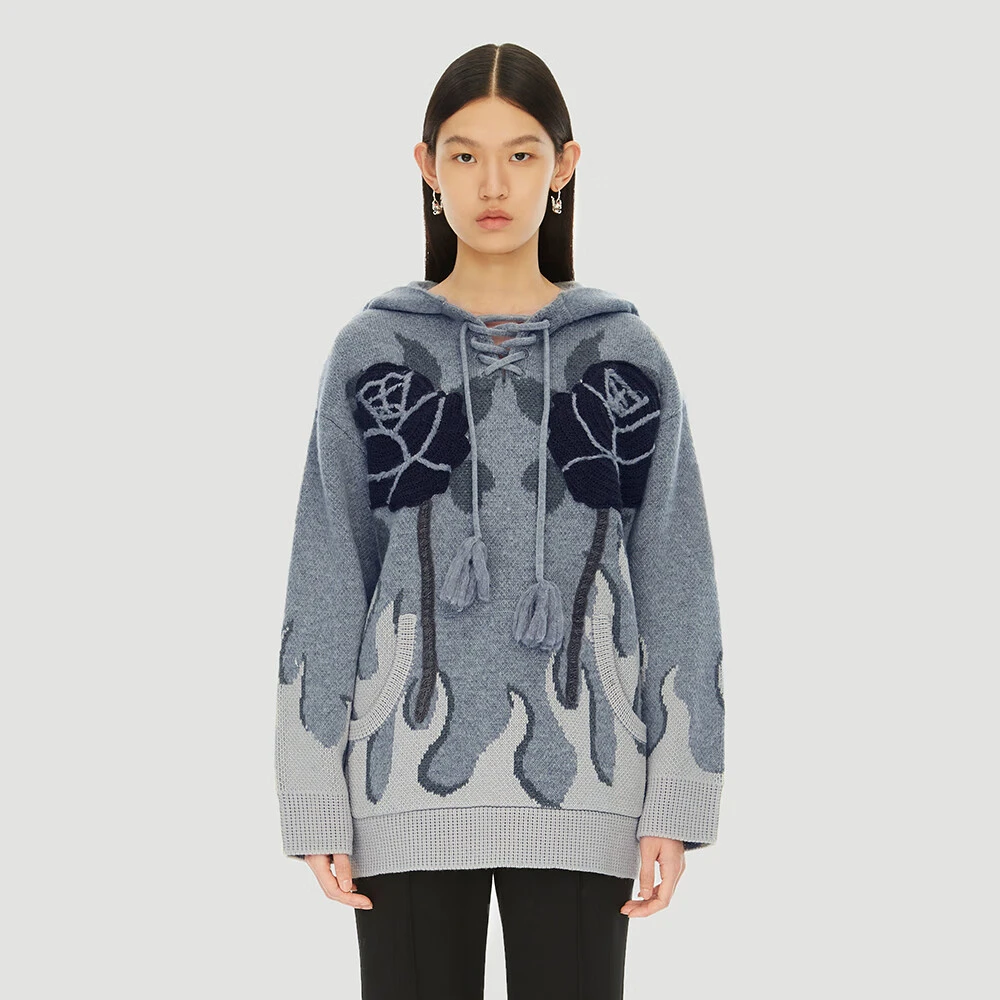 UOOYAA/乌丫冬季经典趣味喷火玫瑰手钩提花卫衣混纺针织毛衫5032