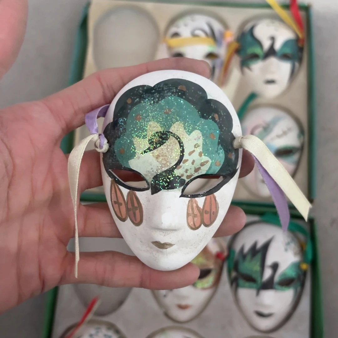 瓷片可*新年快乐新的一年顺心如意