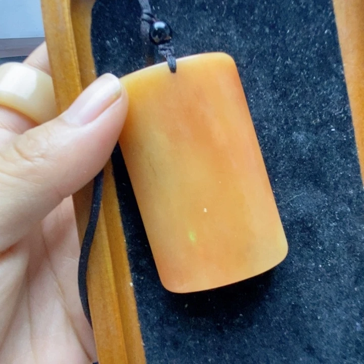 驼骨吊坠驼骨，无事牌