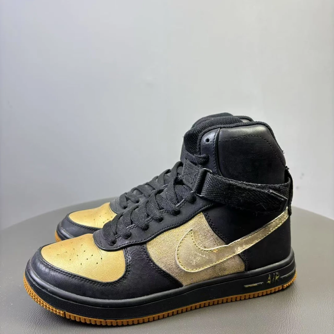 90新 NIKE/耐克 37.5码 Nike空军一号 黑金球鞋 非原盒