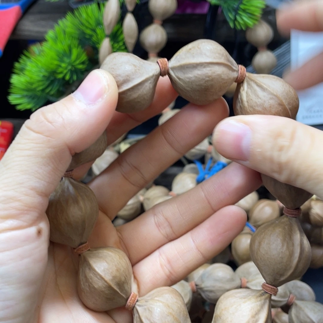 蚊***叮橄榄核吊坠2428铁核