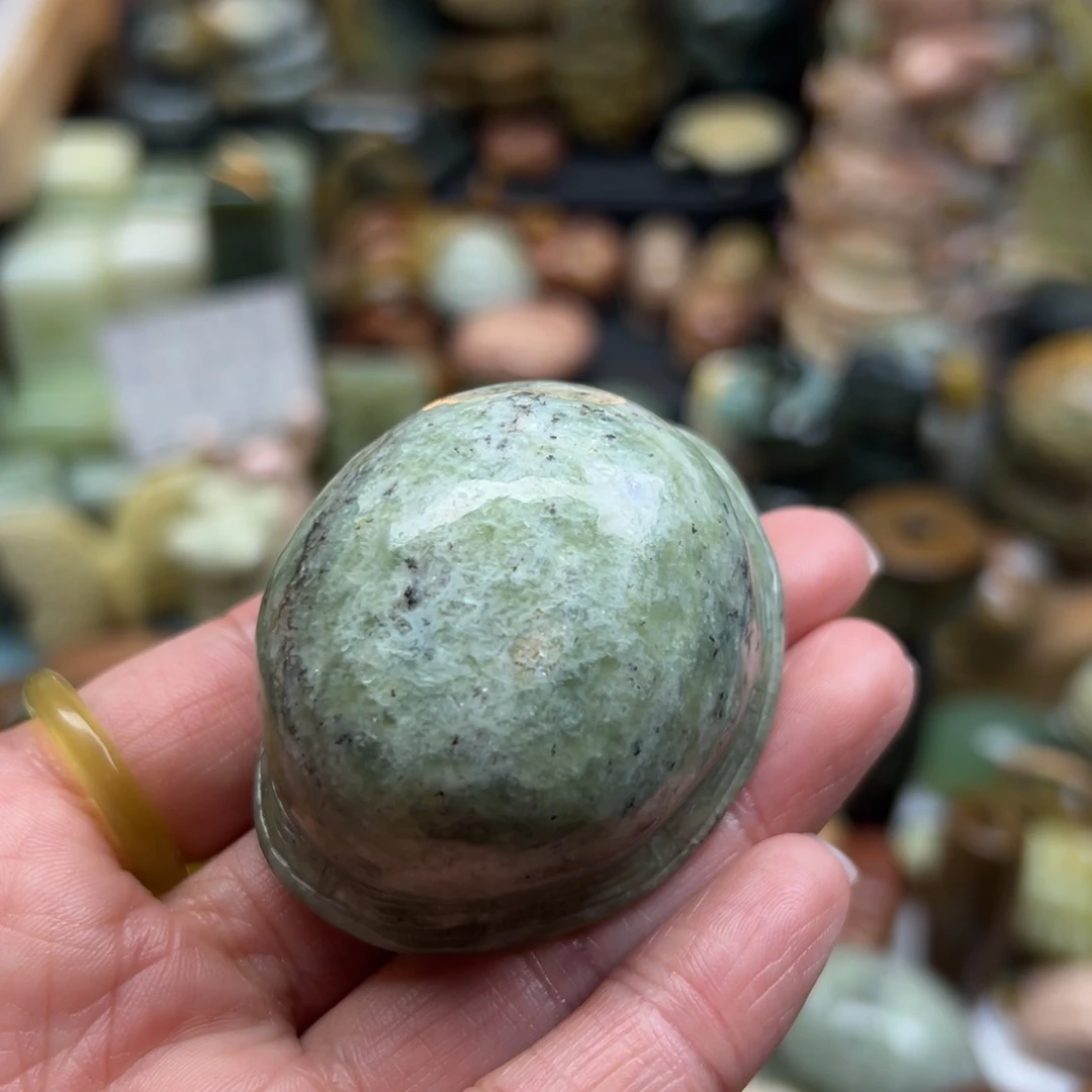 岫岩河磨玉（透闪石质玉）未镶嵌颈饰河磨玉段树林富甲有串皮