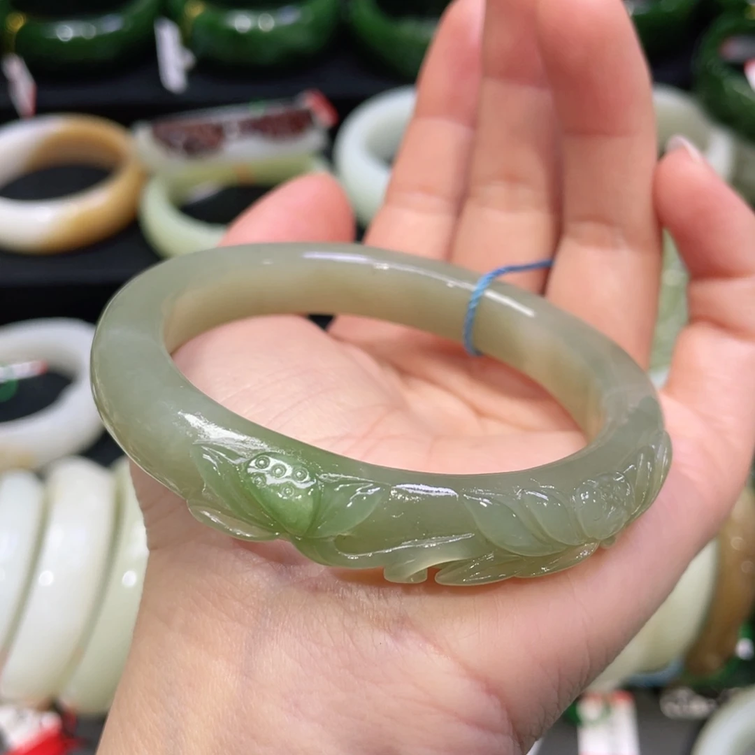 未镶嵌手镯和田玉23