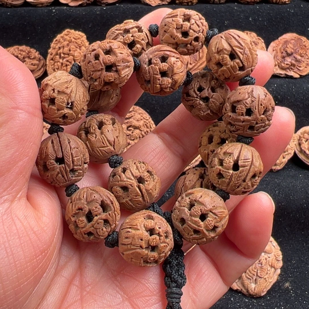 吊坠桃核桃核雕刻