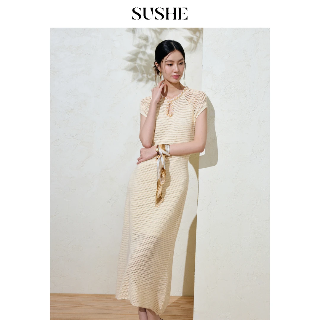 束皙SUSHE 梨夕 优雅法式 棉中长款修身镂空针织鱼尾连衣裙女夏季