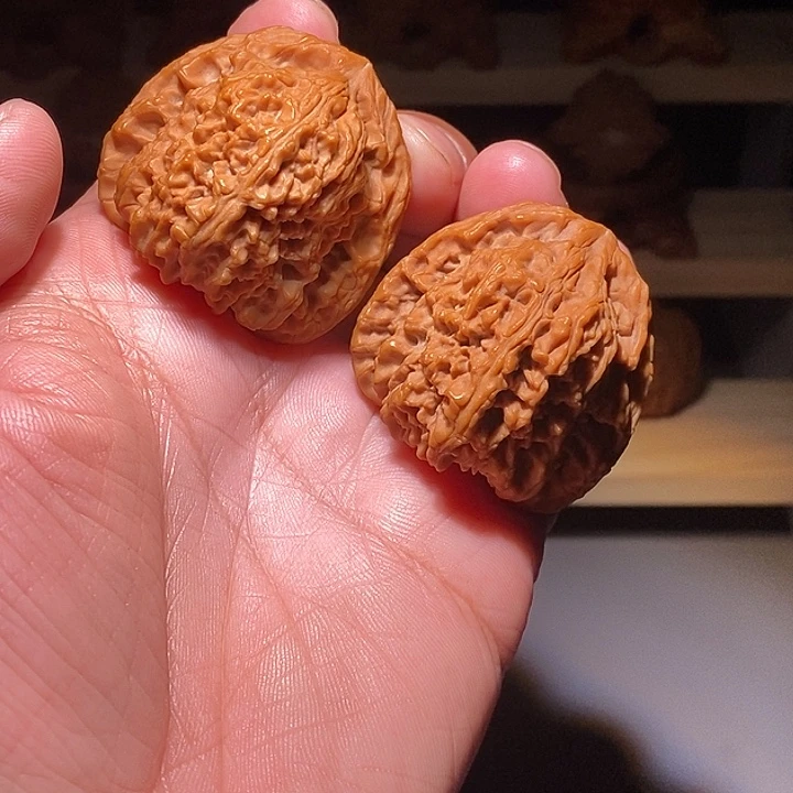 把件文玩核桃纽*南疆石