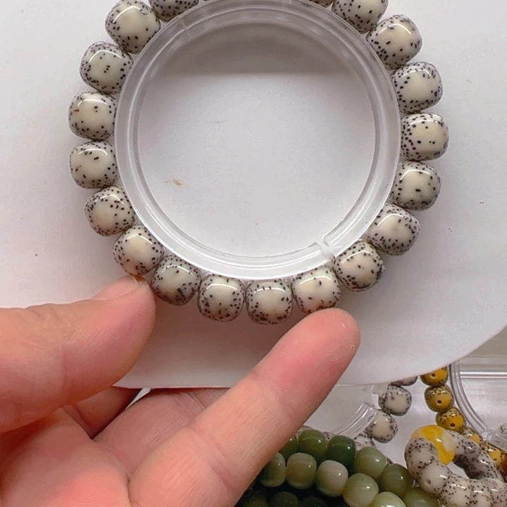 手串星月菩提11侧留白小细星