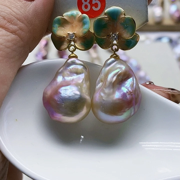 银S925镶嵌耳饰淡水珍珠