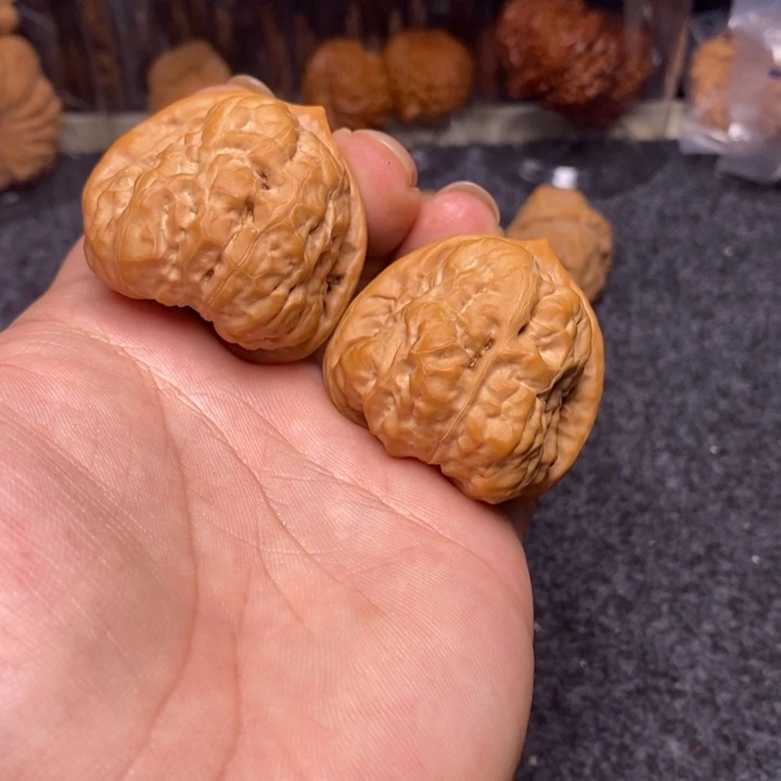 文玩核桃吊坠42.5蛤蟆头