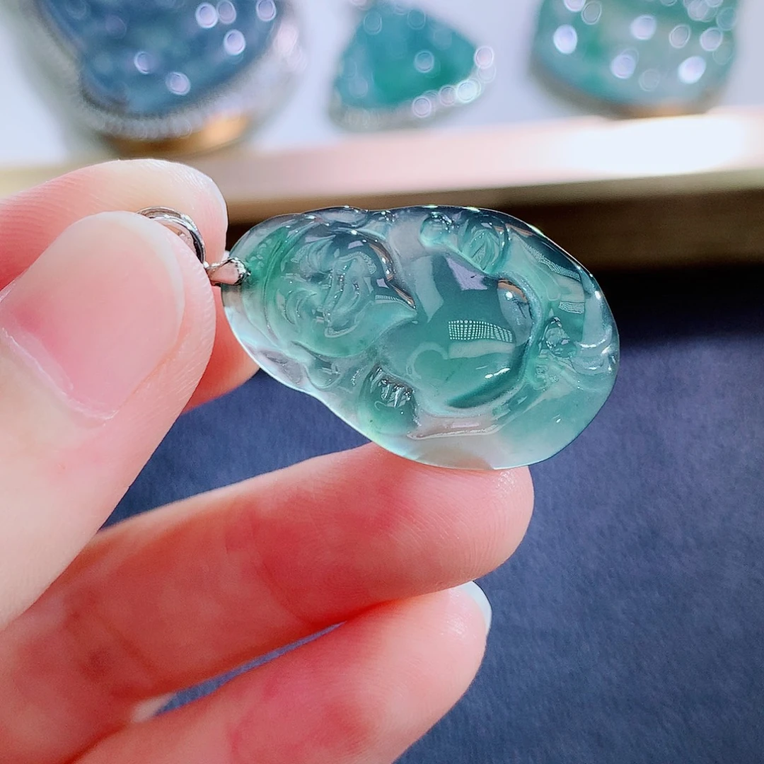 翡翠未镶嵌颈饰翡翠