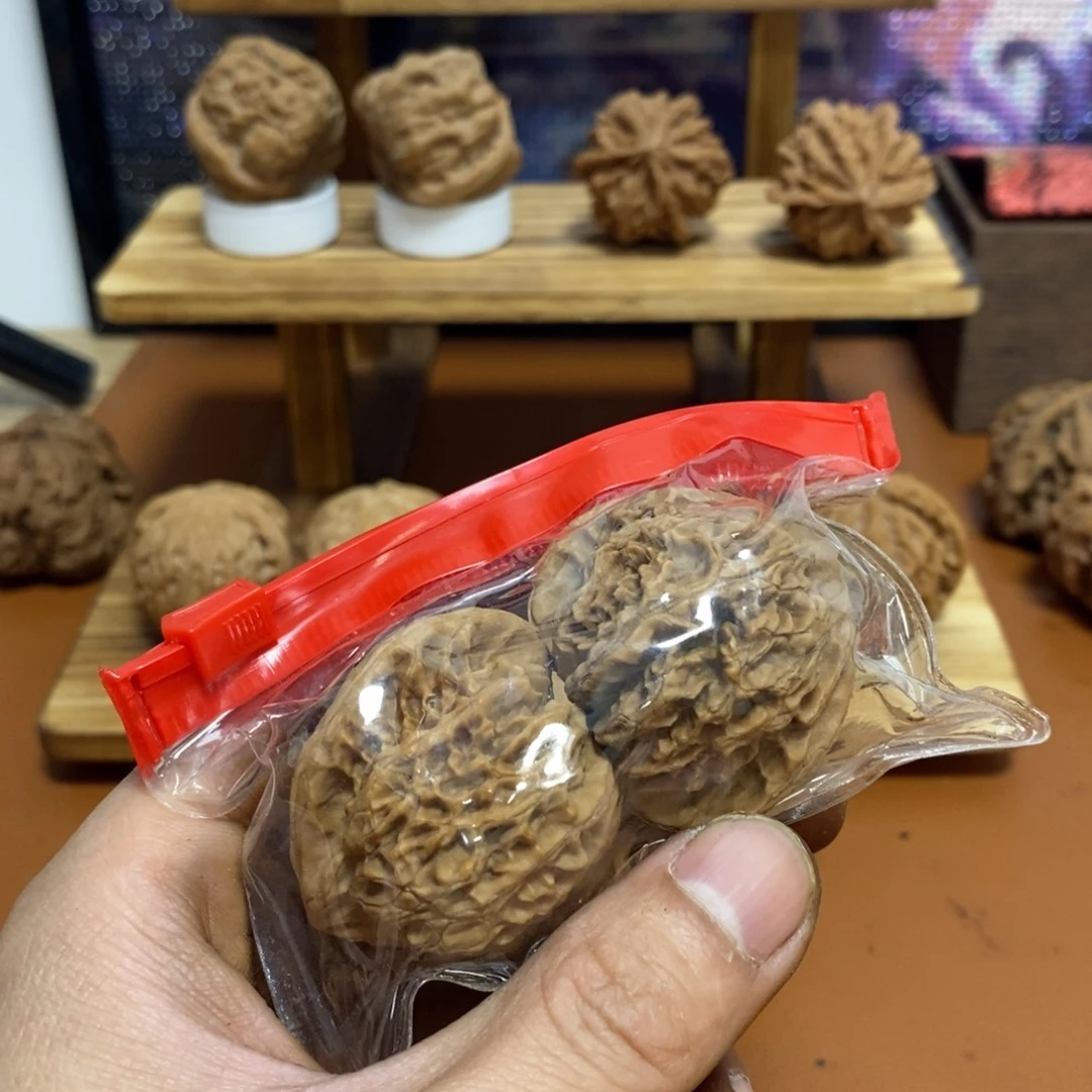 m***m吊坠文玩核桃宫灯