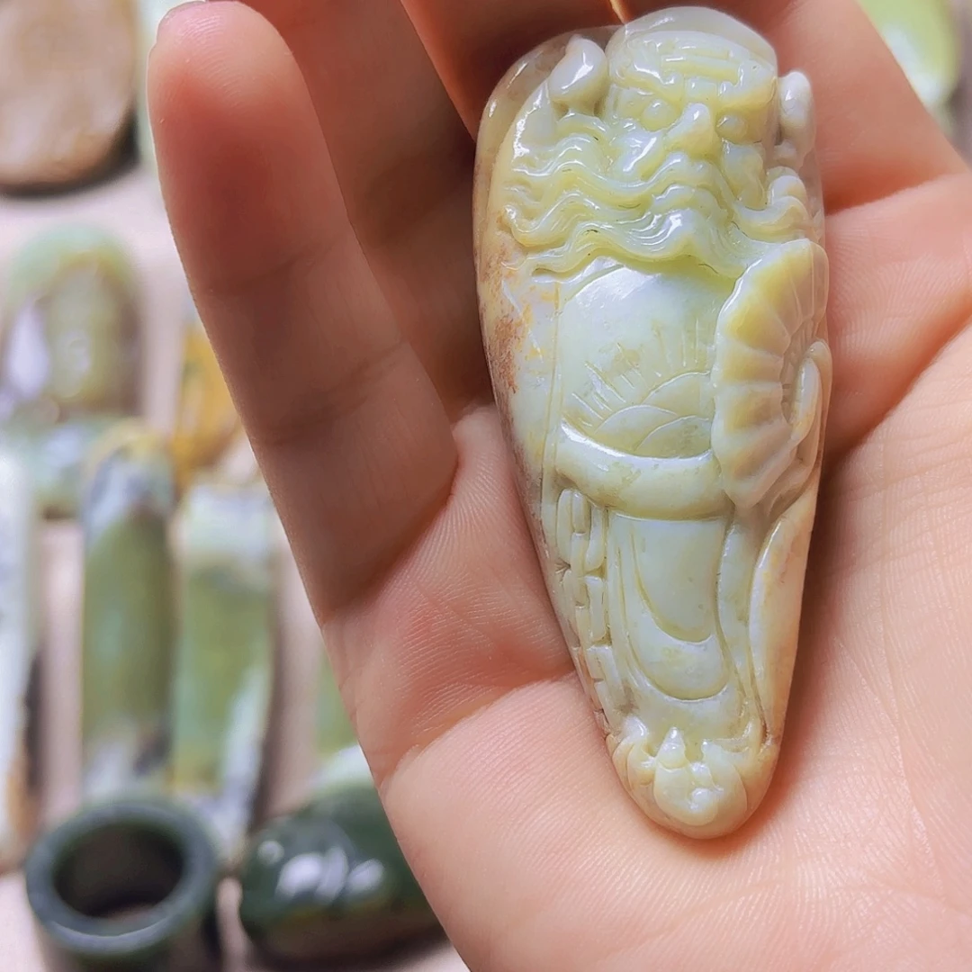 岫岩河磨玉（透闪石质玉）未镶嵌挂件