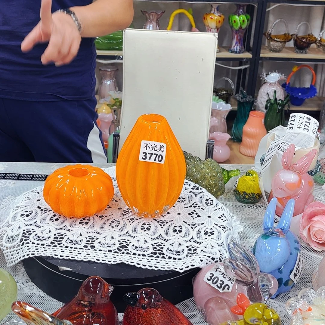 一对 家悦琉璃工艺品不完美