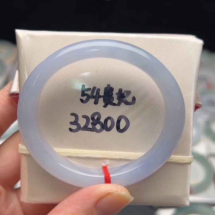 翡翠未镶嵌手镯A货