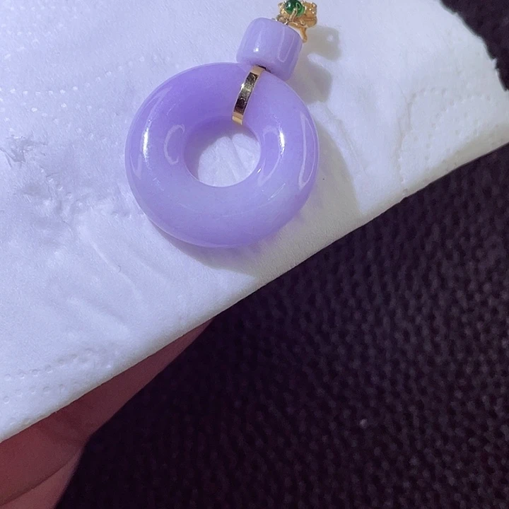 颈饰18K金镶嵌翡翠翡翠
