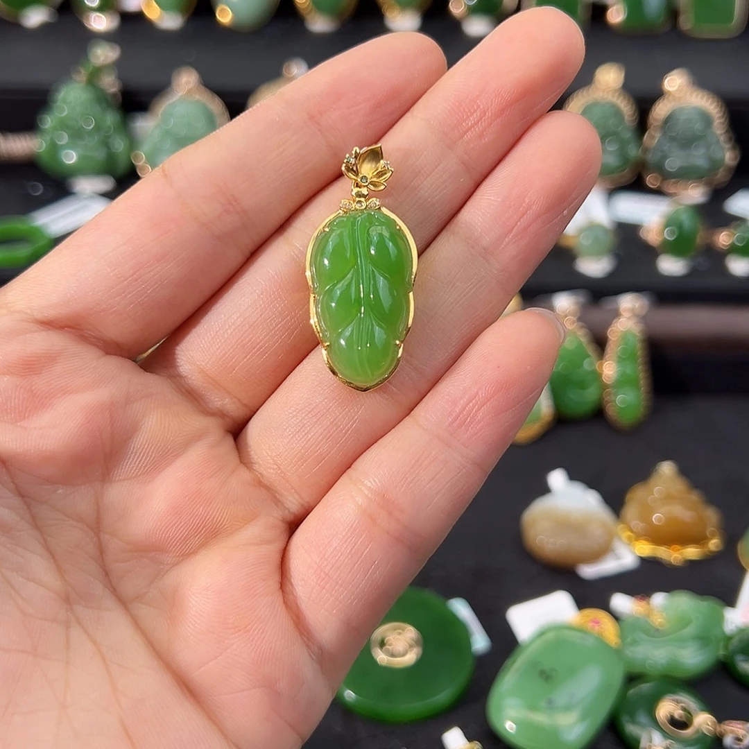 和田玉18K金镶嵌吊坠(不含链)