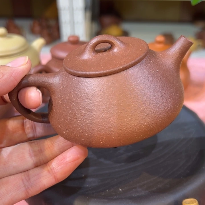 紫砂茶壶粗纱景洲150cc