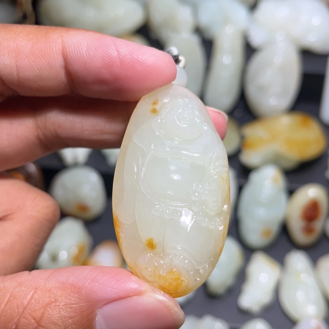 ༺***༻和田玉未镶嵌颈饰