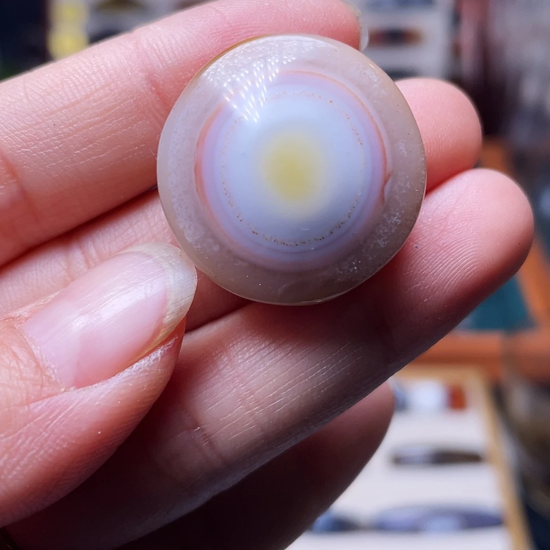 玛瑙/玉髓未镶嵌珠宝奇石