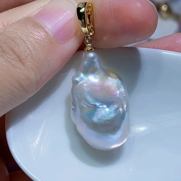 颈饰未镶嵌淡水珍珠