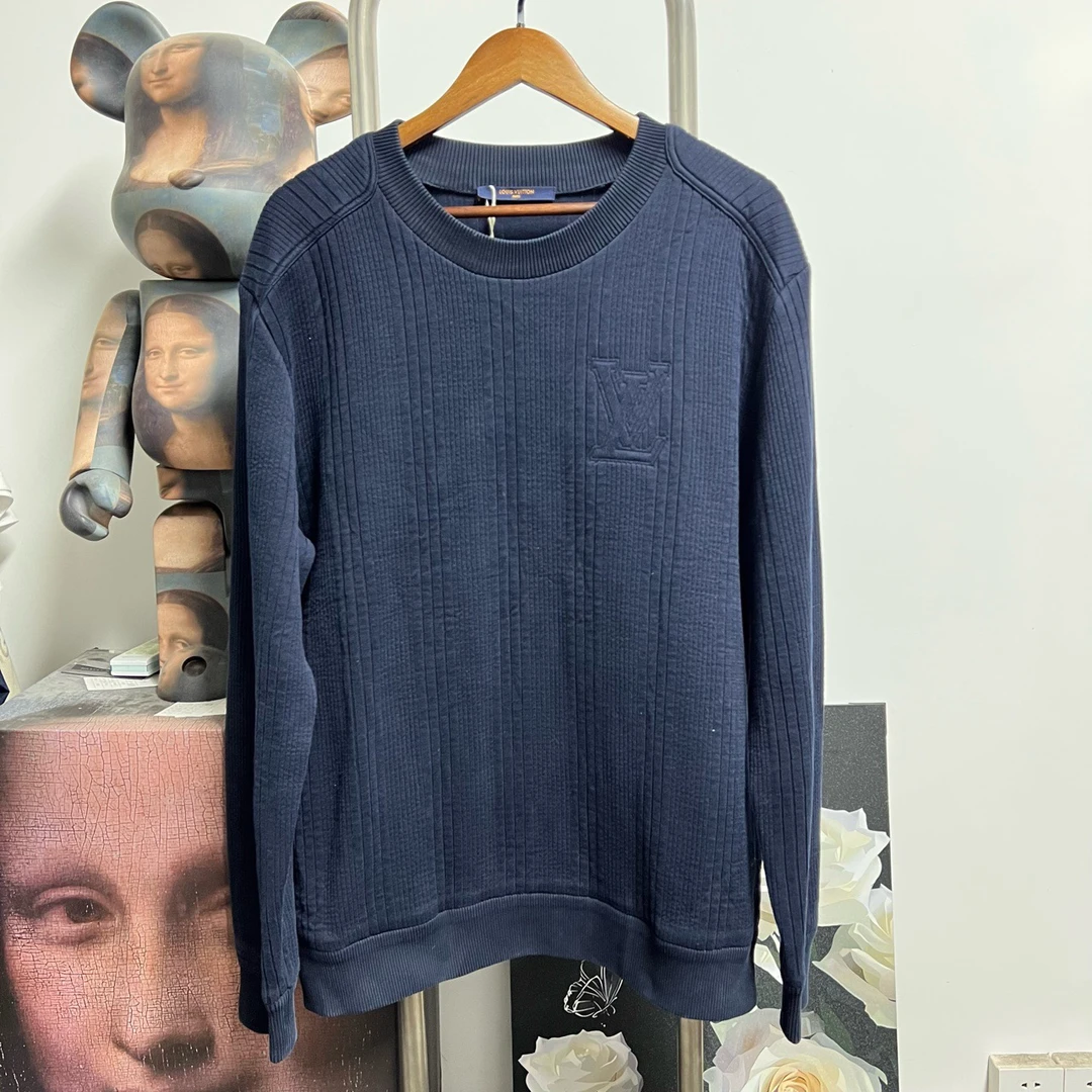 99新 LouisVuitton/路易威登 sfLv浮雕logo卫衣 O2315 尺码：XXL