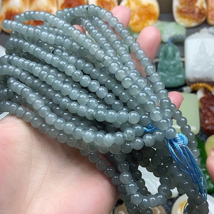 石英质玉未镶嵌颈饰