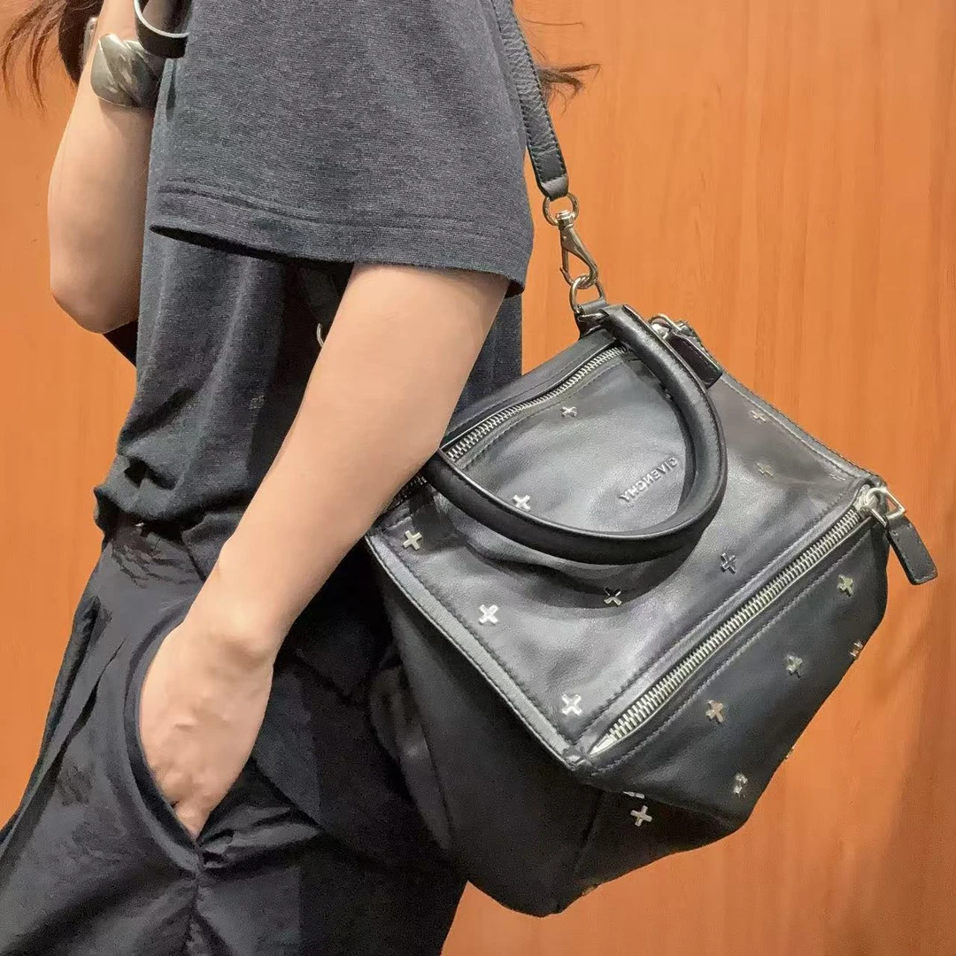 95新 Givenchy/纪梵希 【蕾】09 0724 黑色潘多拉单肩包