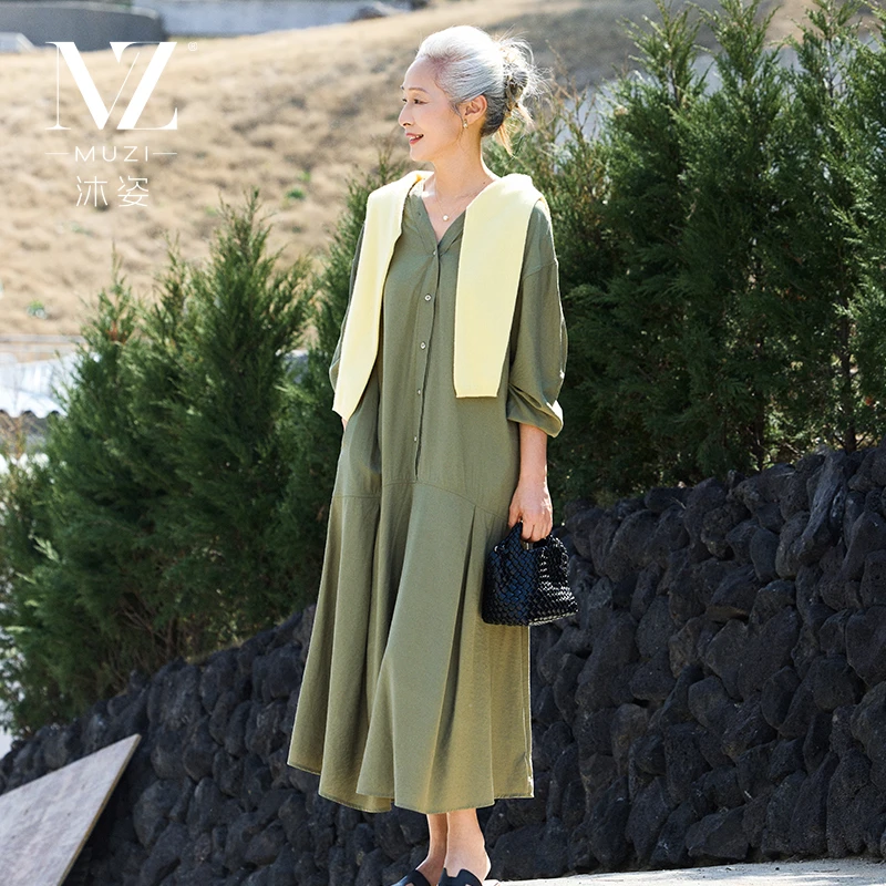 沐姿中年妈妈夏装洋气长袖宽松连衣裙中老年女装春秋中长薄款裙子