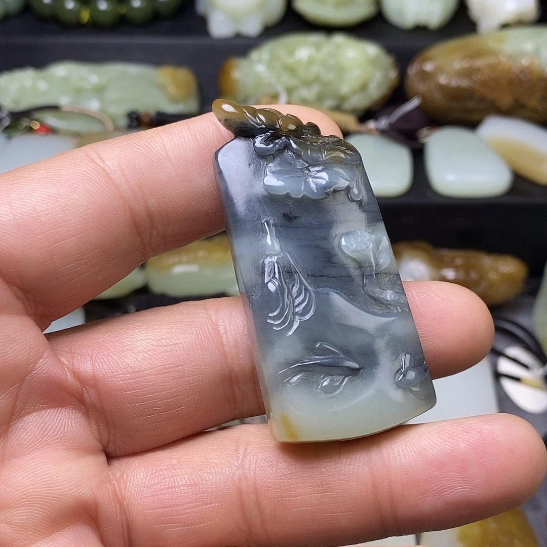 青***王和田玉未镶嵌吊坠(不含链)