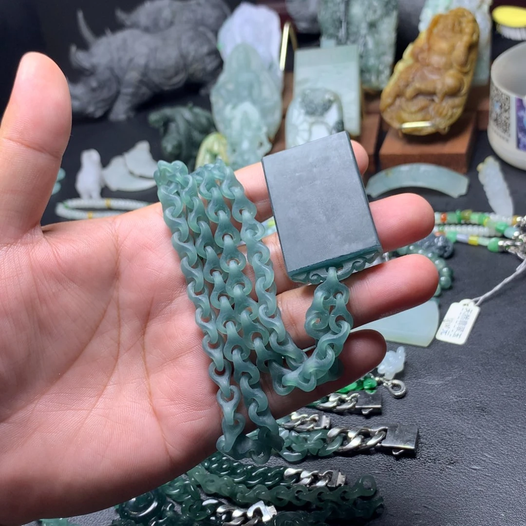 5***哥定制翡翠未镶嵌翡翠