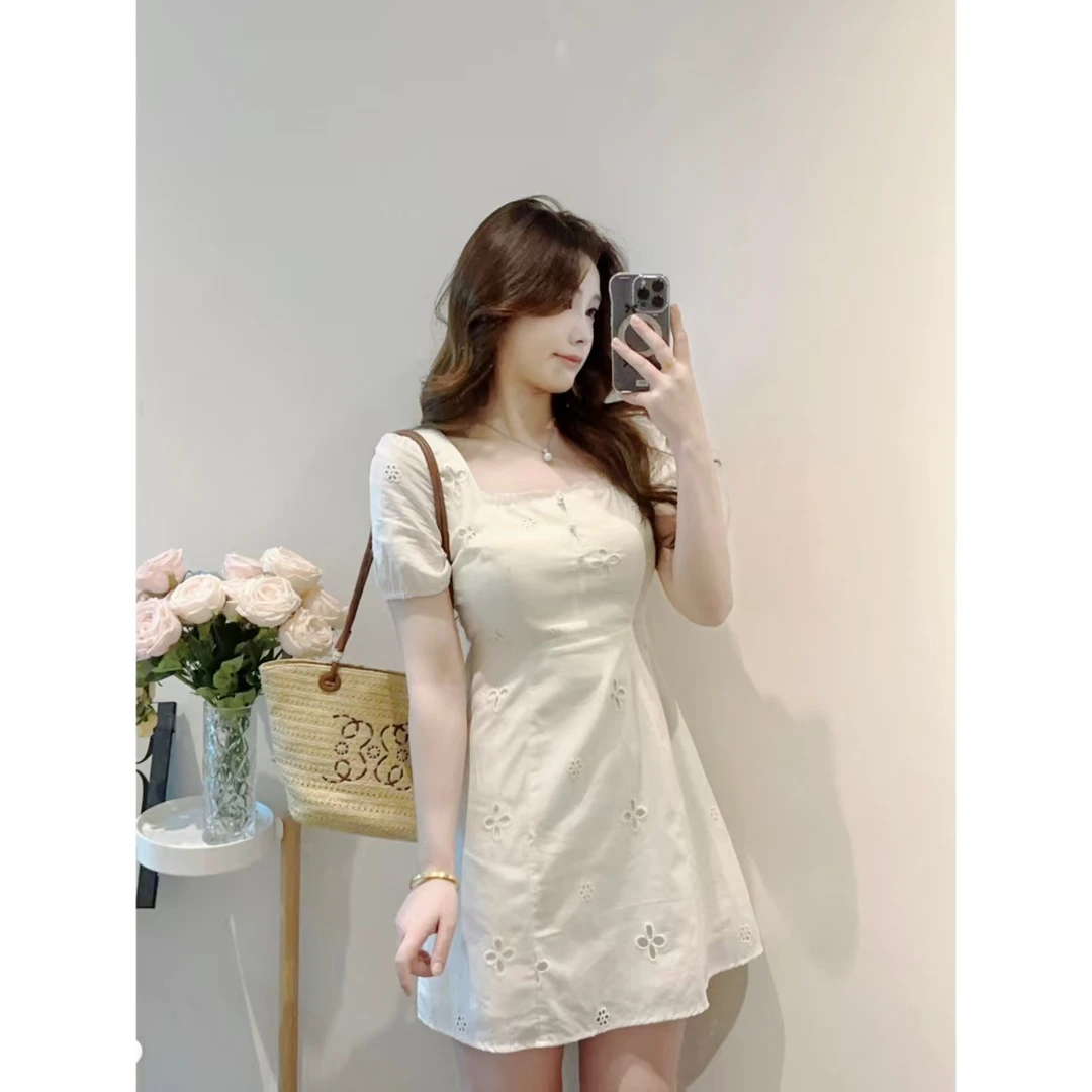 法式收腰A字裙气质温柔风夏季白色复古小个子连衣裙长裙WP9615