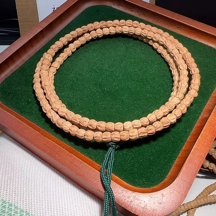 柏香籽/百香籽吊坠方块鬼脸