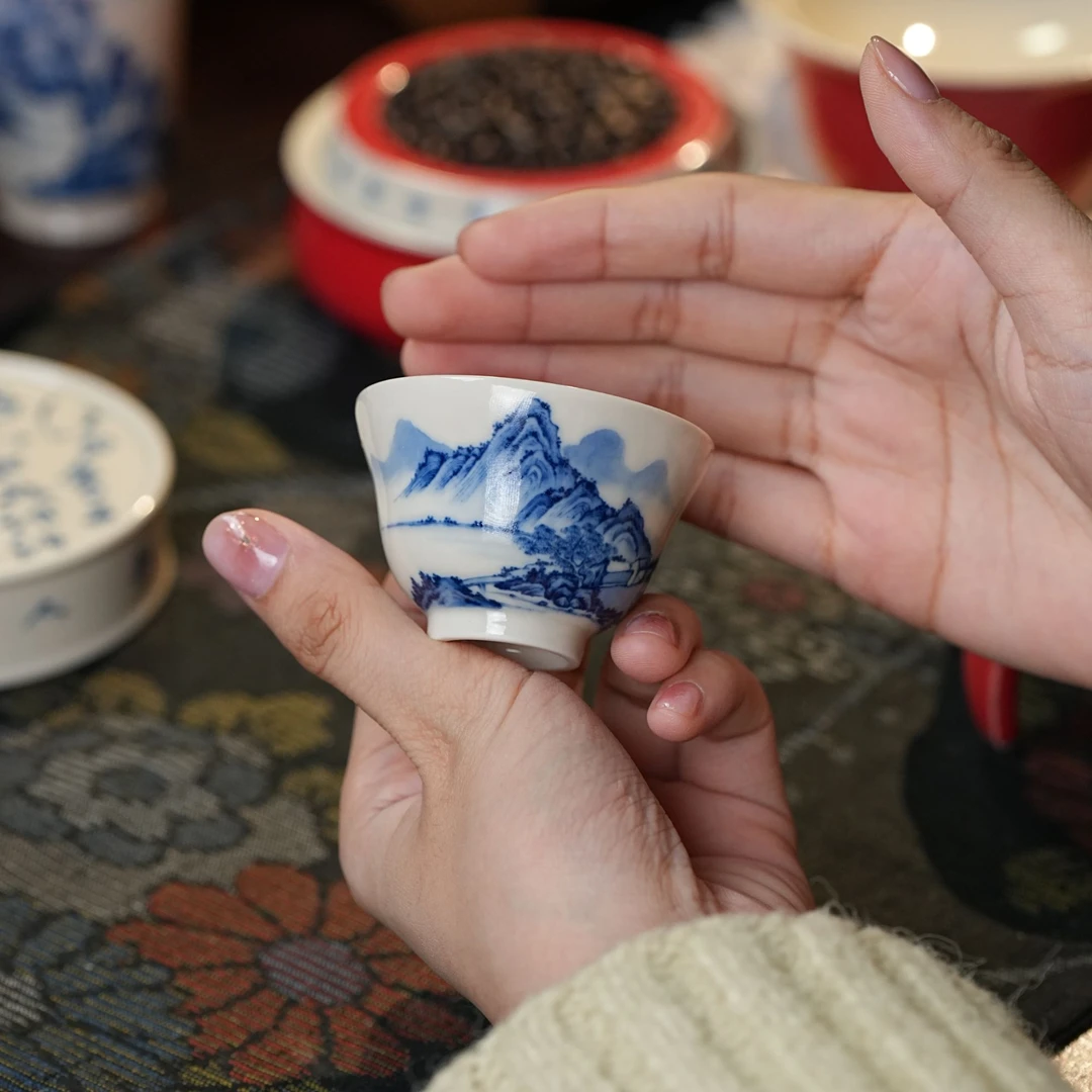 雨香斋景德镇高温纯手工手绘宫墙红山水葫芦杯