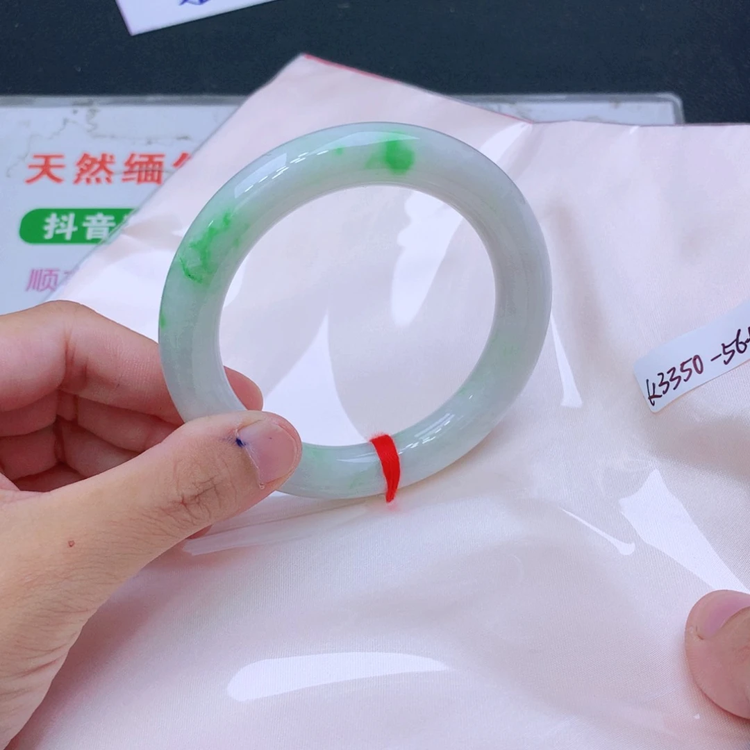 未镶嵌手镯翡翠翡翠