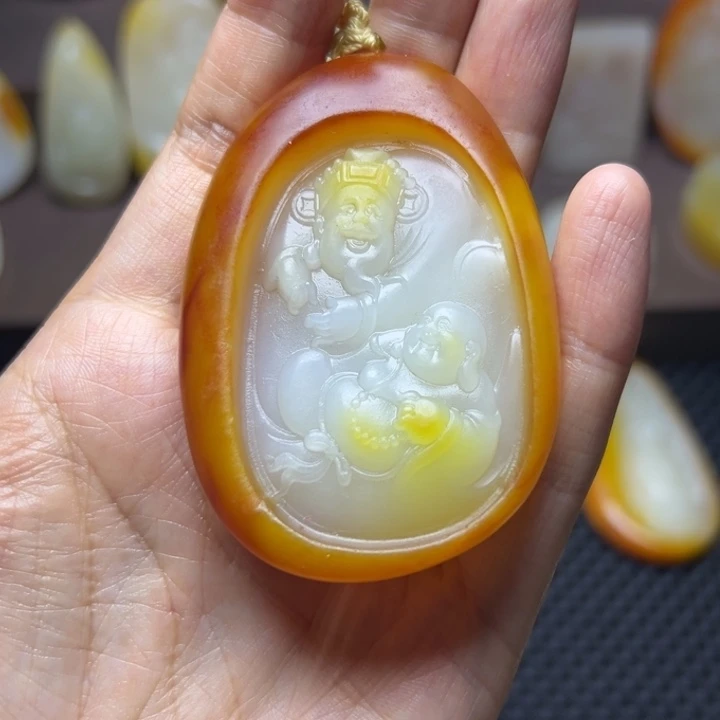 颈饰未镶嵌和田玉