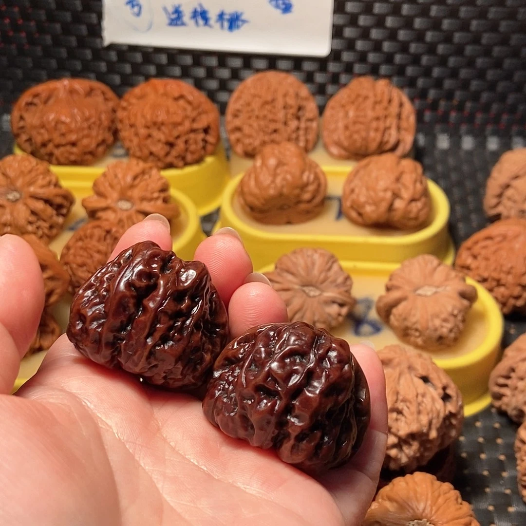 爆***哥吊坠文玩核桃地闷09