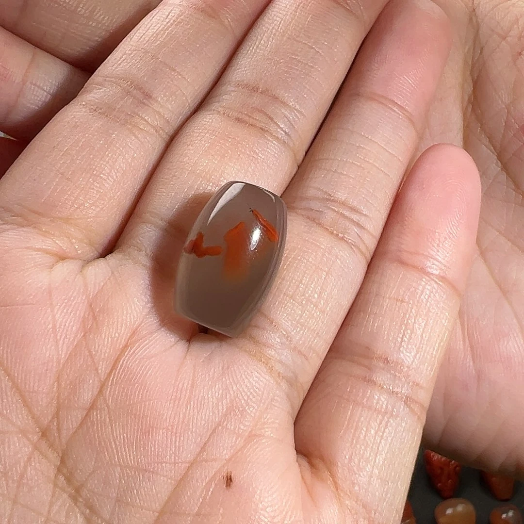 南红玛瑙珠宝奇石未镶嵌?