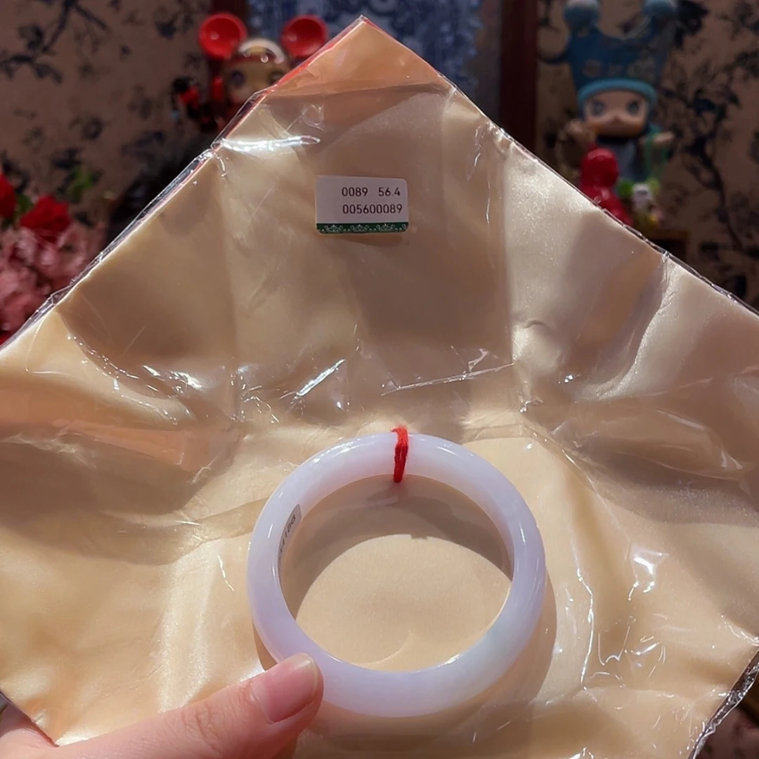 【闪购商品】翡翠手镯未镶嵌雪*飞手镯56.4圈口