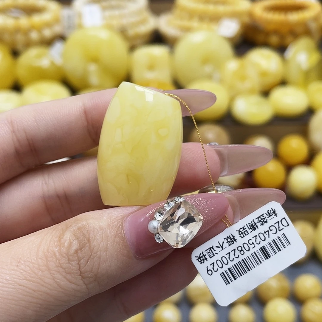 琥珀未镶嵌裸石20*30mm浓蜡妖花马蹄珠
