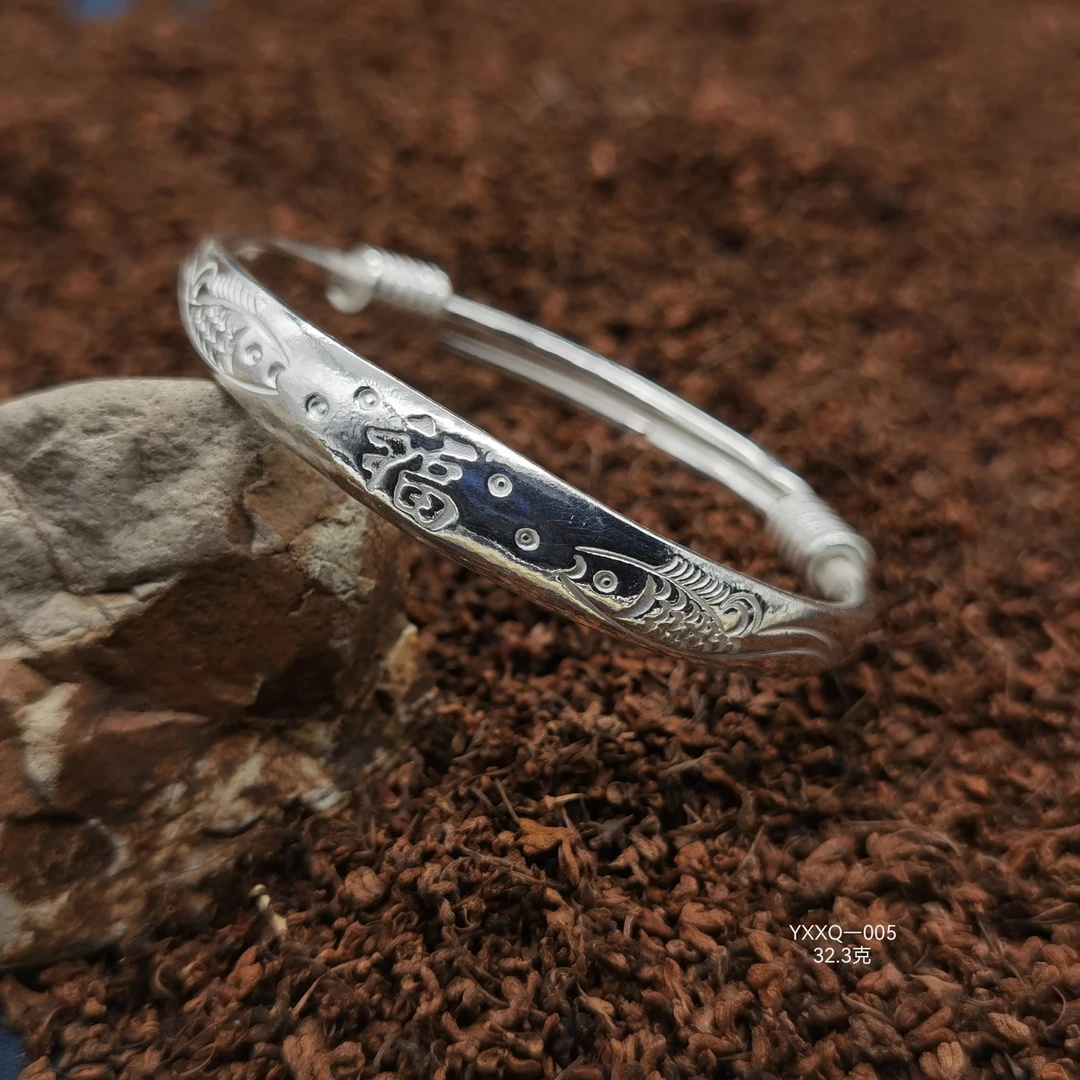 足银手镯 艺心向黔手工雕花传统绕丝推拉纯银手镯