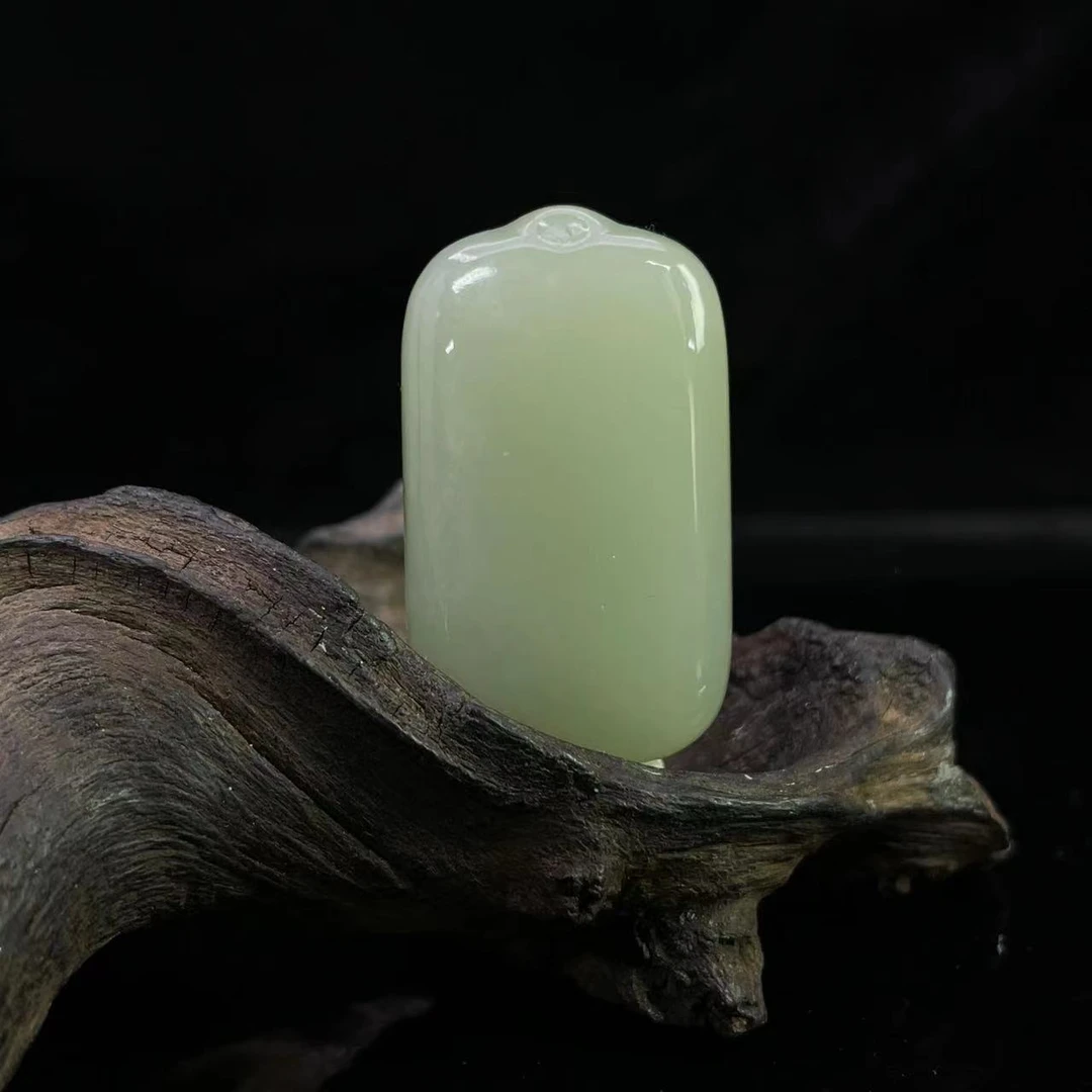 A621 和田玉吊坠 WN328035