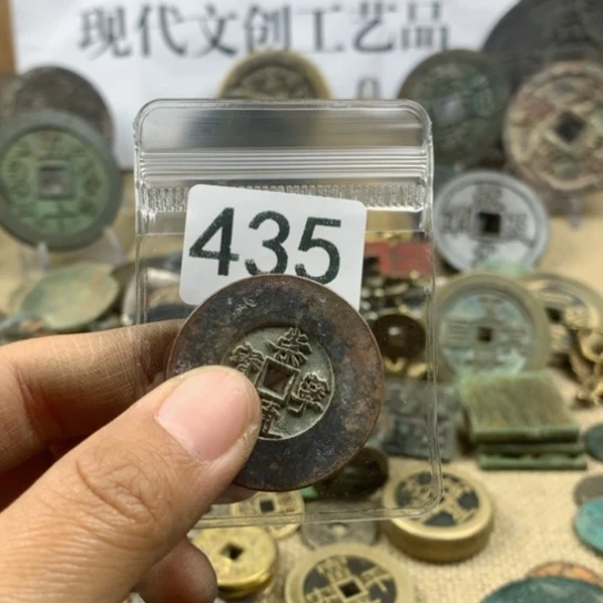 铜用****6现代文创工艺品