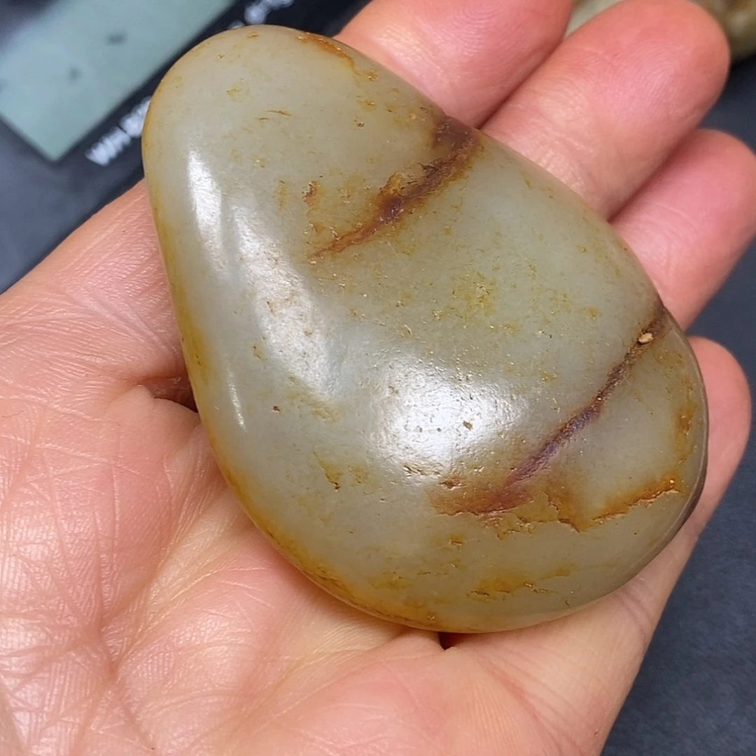 和田玉未镶嵌珠宝奇石