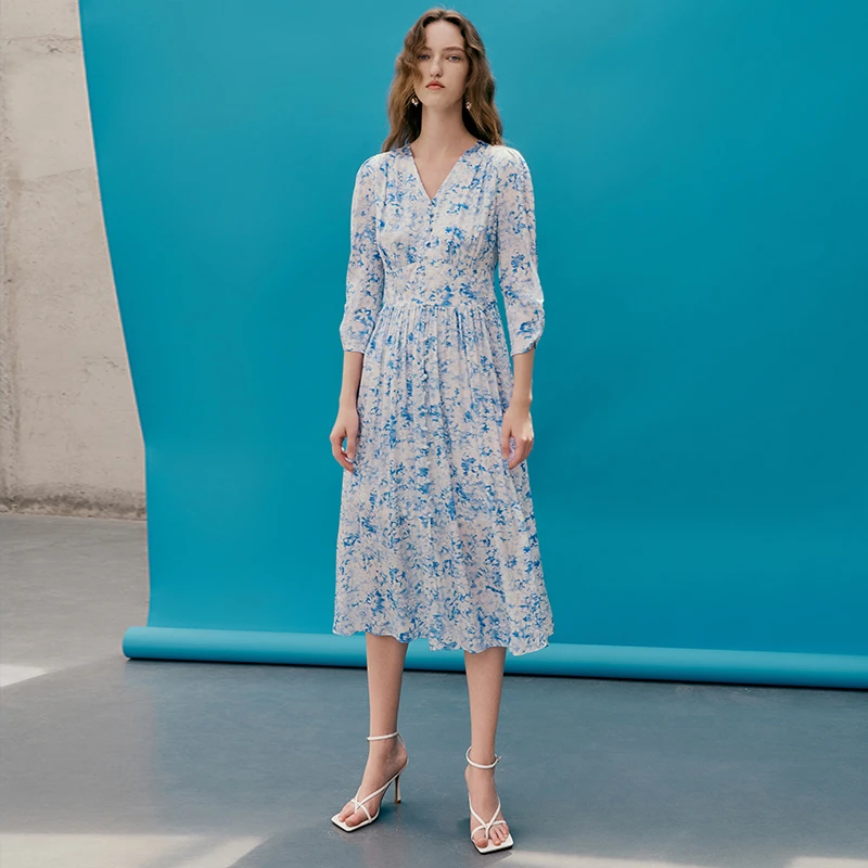 EITIE爱特爱夏季时尚V领优雅显瘦收腰高腰印花长裙连衣裙7407157