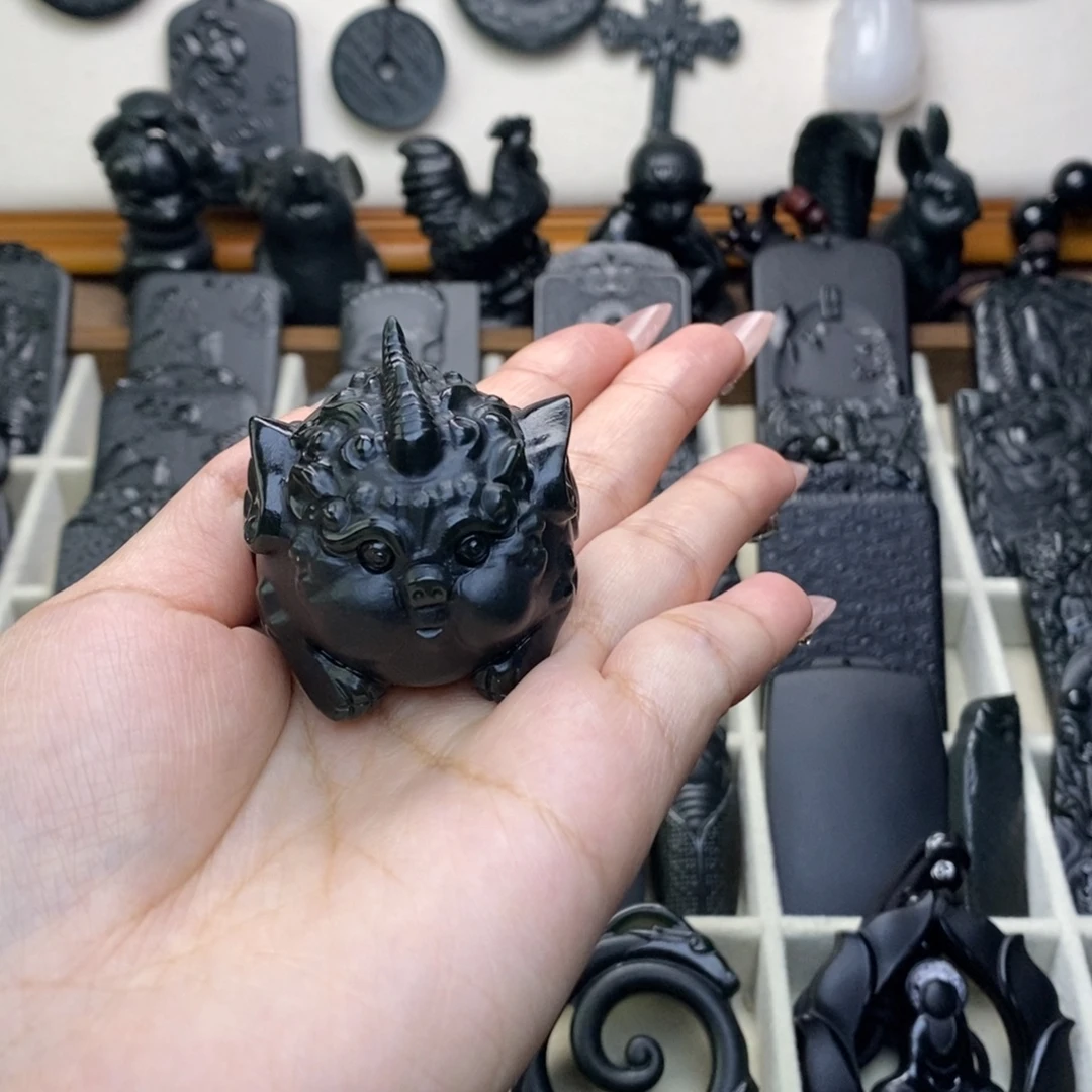 一***醉和田玉未镶嵌颈饰