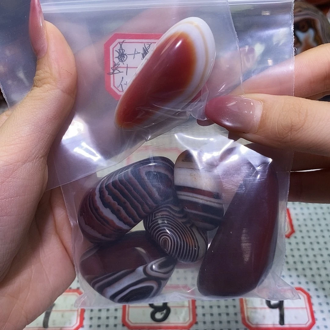 未镶嵌玛瑙/玉髓珠宝奇石
