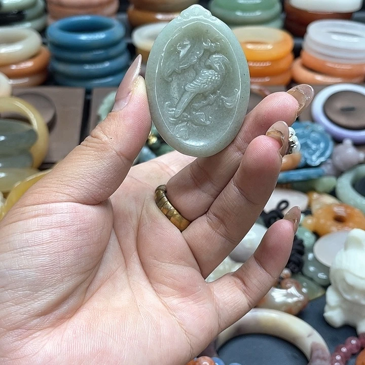 石英质玉手镯合金