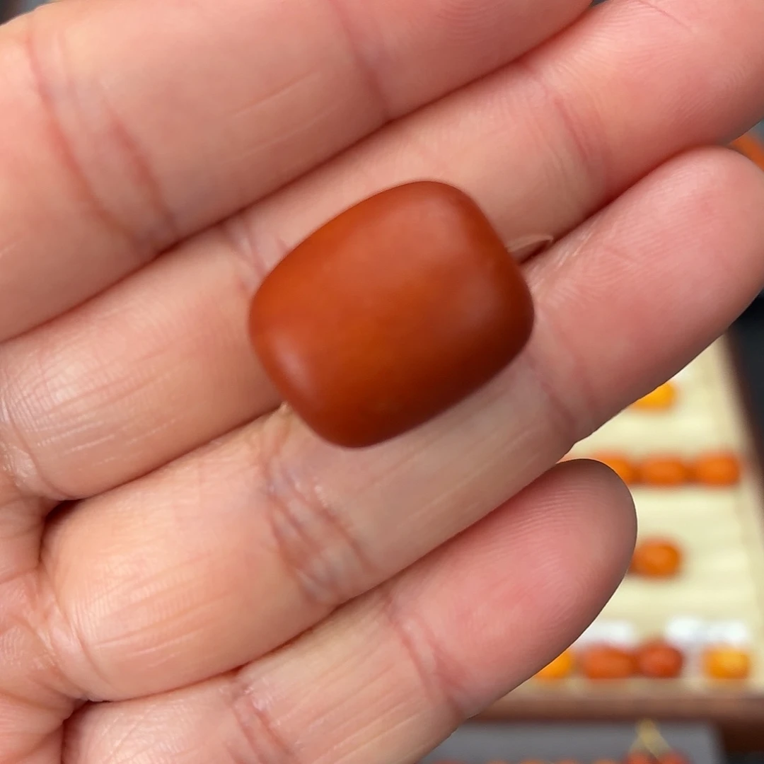 *****琥珀未镶嵌裸石定制老蜜蜡